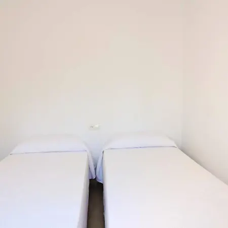 Appartement 2 Bedrooms With Shared Pool And Wifi At